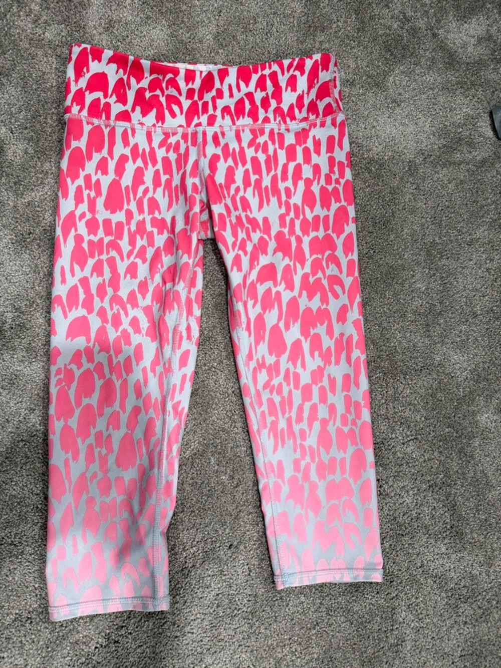 ALO Yoga Women’s Pink & White Patterned Capri Leggings